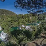 1 * Šibenik