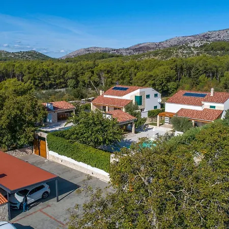 Holiday home Stunning Home In Sibenik With Kitchen Sibenik