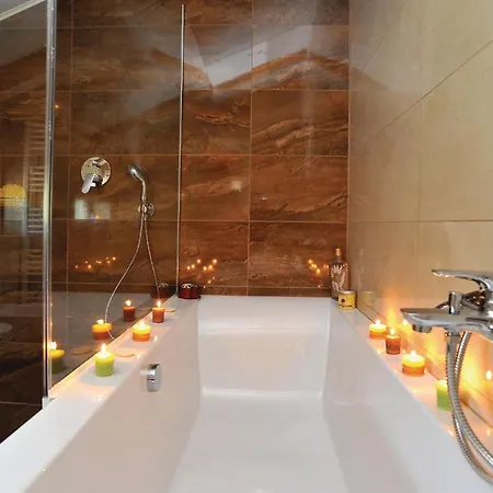 Stunning Home In Sibenik With Kitchen Holiday home *
