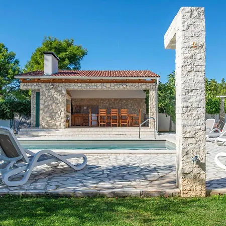 Stunning Home In Sibenik With Kitchen Sibenik