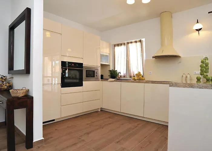 1 度假居 希贝尼克